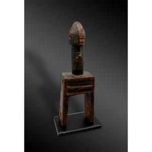 Pulley Stirrup From A Weaving Loom, Animated With An Anthropomorphic Face, Mossi Culture, Burkina Faso 