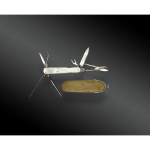 COUTEAU FERMANT SEPT PIÈCES PAR WR HUMPHEYS & Co SHEFFIELD Royaume-Uni, début XXème siècle