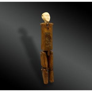 Doll - Inuit Culture, Eastern Greenland - First Half Of The 20th Century