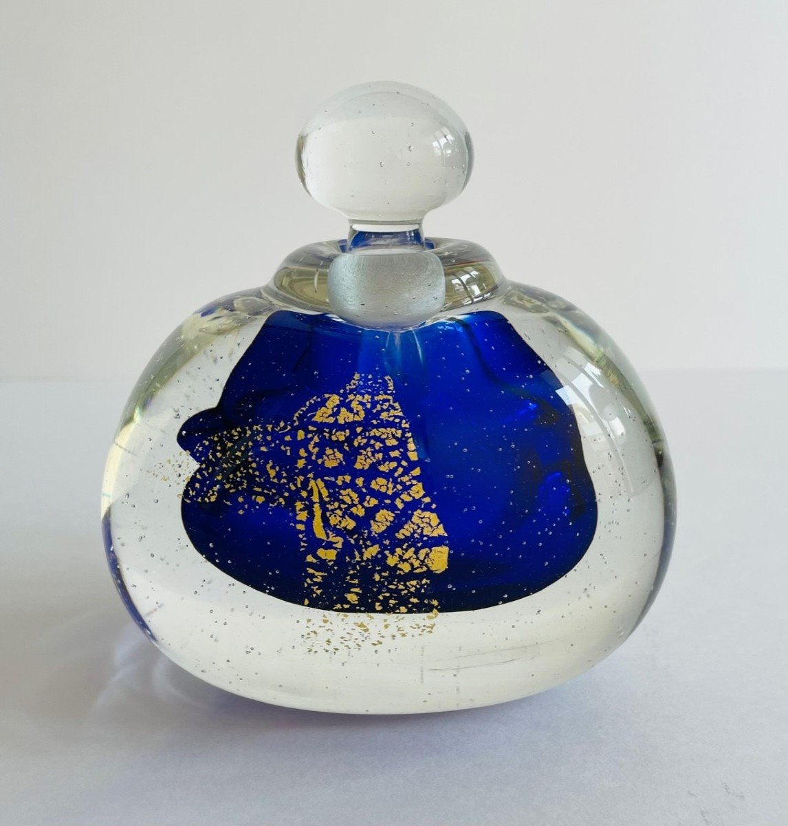 Flacon en verre par  Philippe Merloz XXe siècle