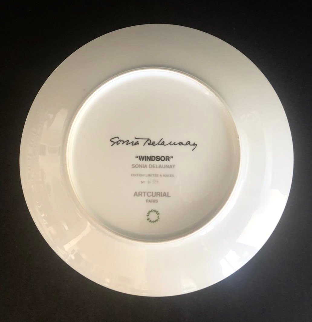 "Windsor" assiette en porcelaine de Limoges d'après Sonia Delaunay, édition limitée Artcurial-photo-4