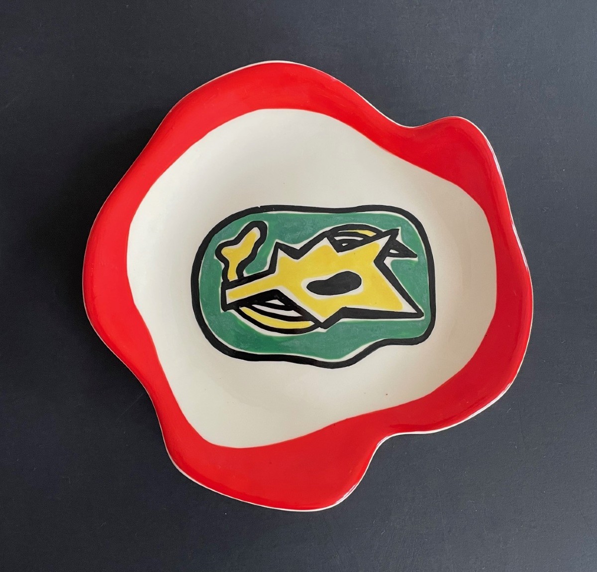 Assiette en faïence Roland Brice et Fernand léger Biot