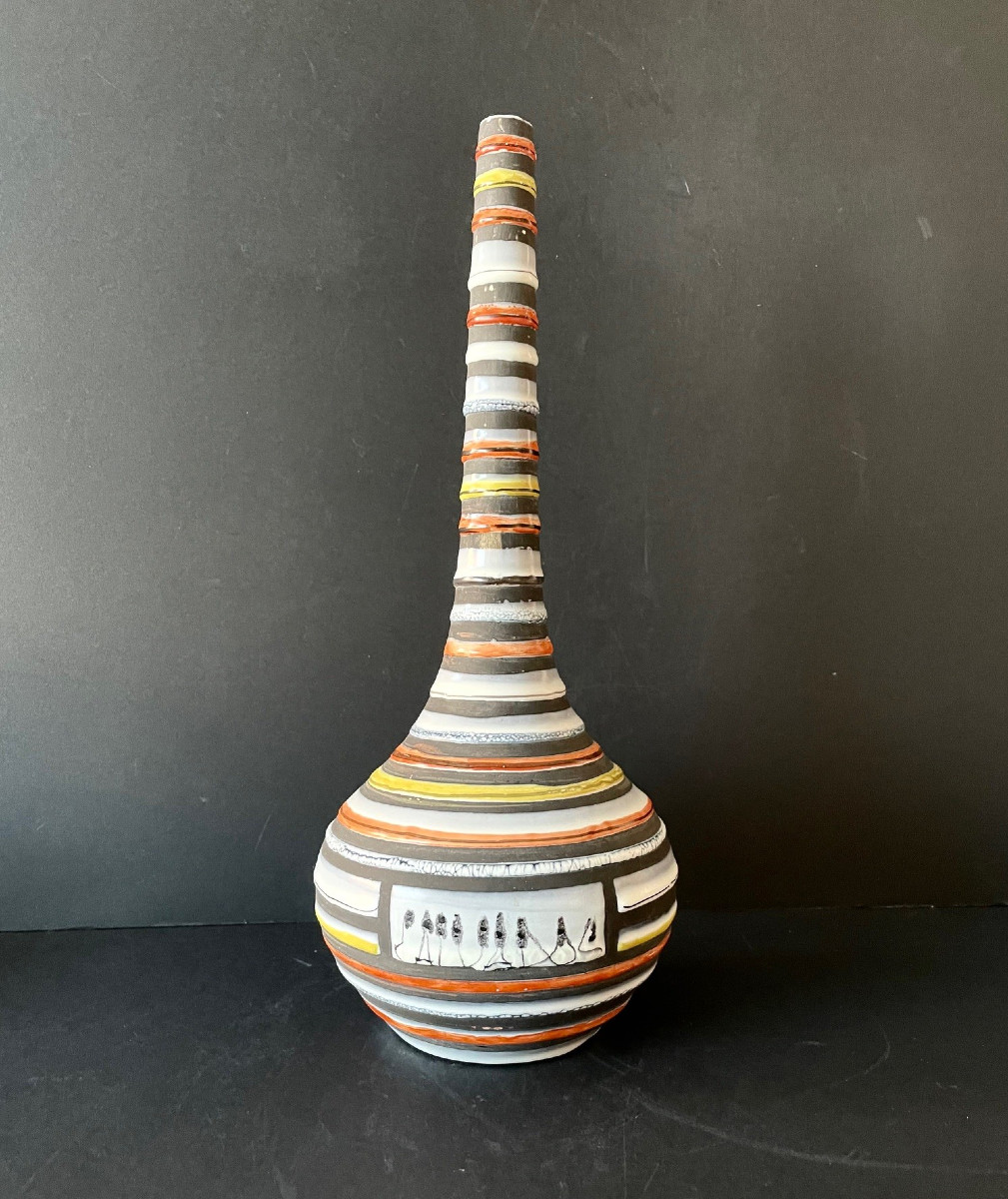 Vase bouteille en faïence par Roger Capron à Vallauris