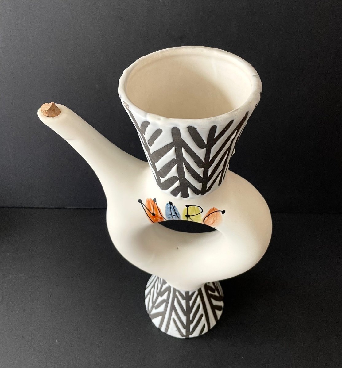 Bouteille "Marc" en faïence par Roger Capron à Vallauris-photo-3