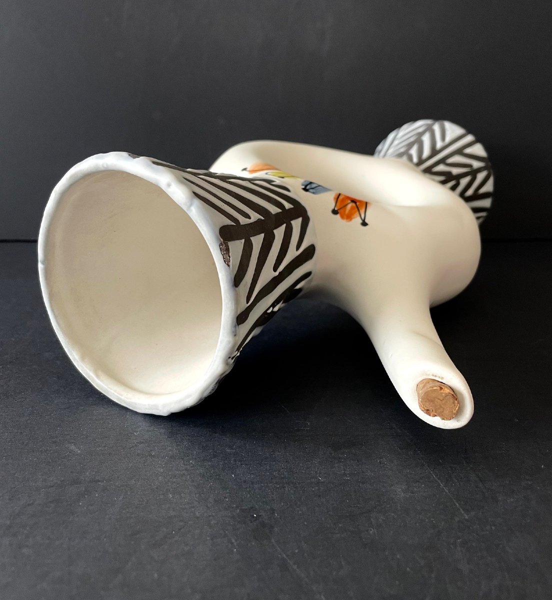 Bouteille "Marc" en faïence par Roger Capron à Vallauris-photo-1