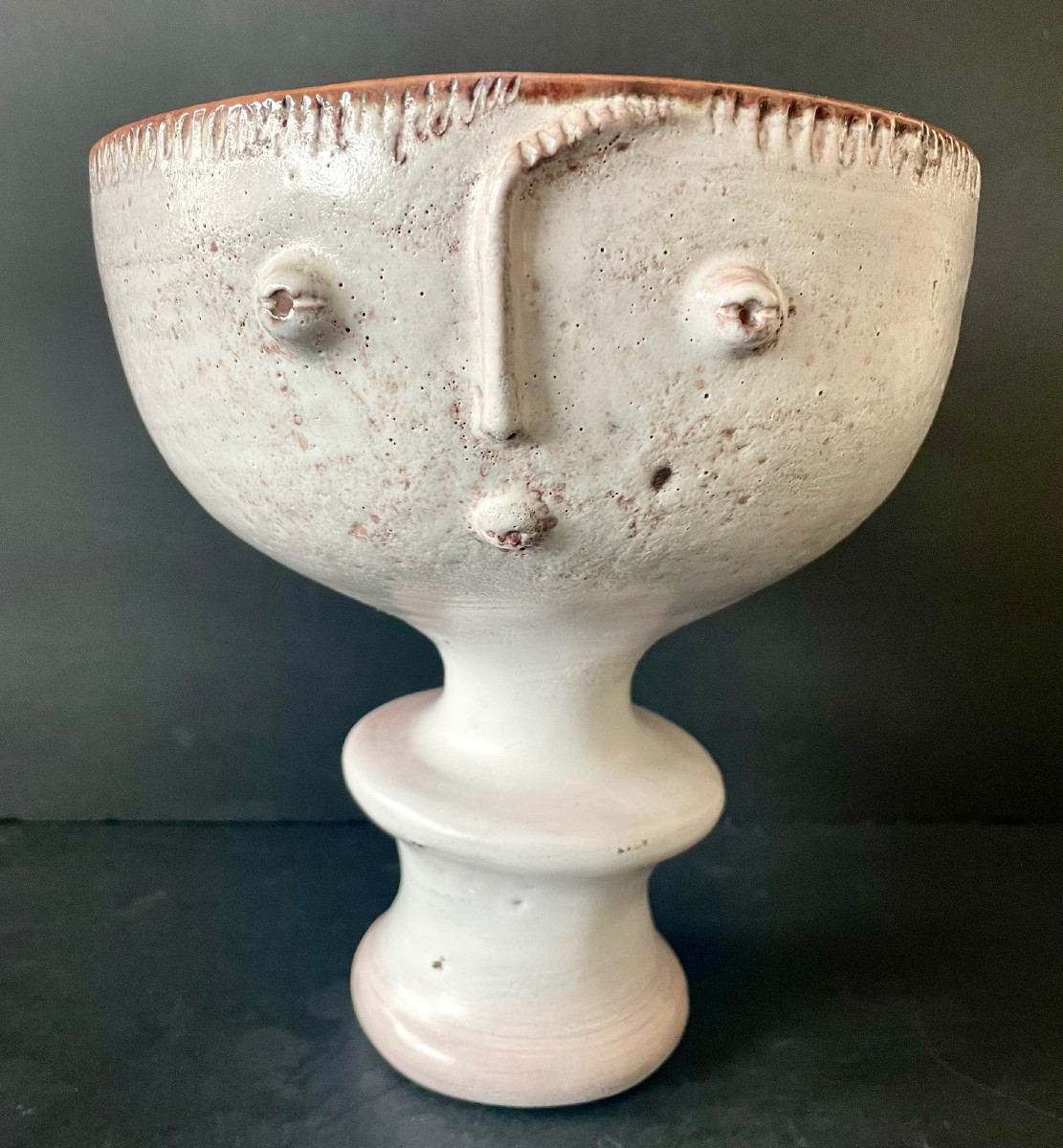 Coupe anthropomorphe en céramique par Robert et Jean Cloutier années 60