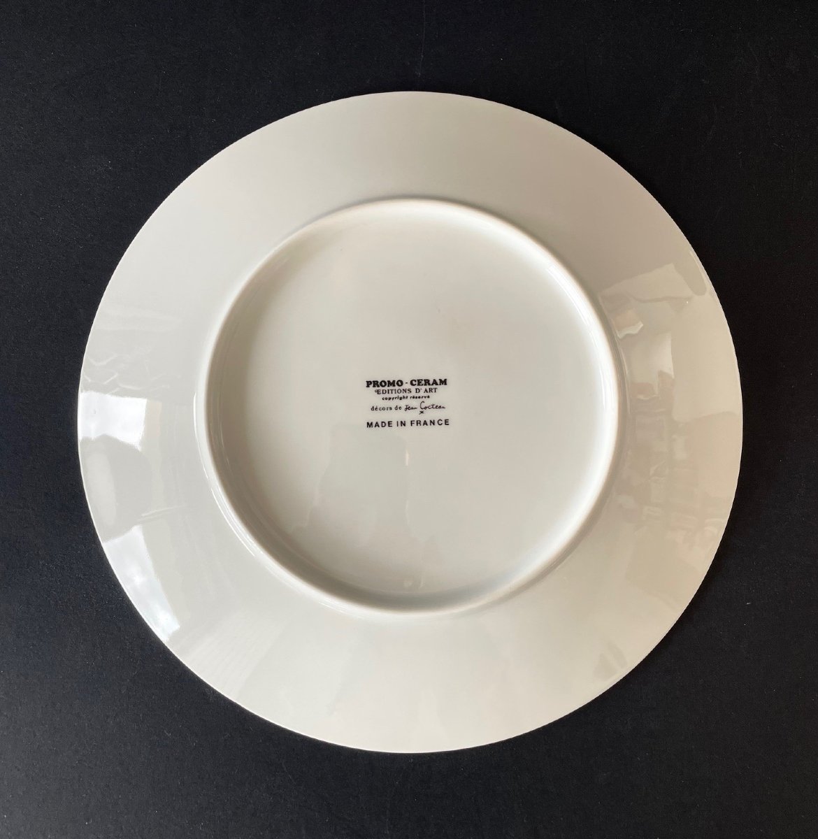 Assiette en porcelaine de Limoges dessin de Jean Cocteau-photo-1