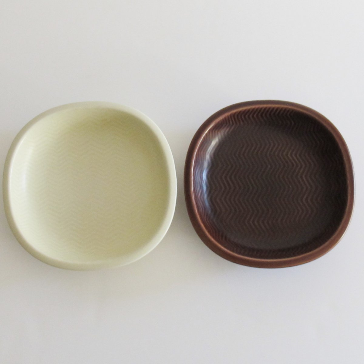 Set Of 2 "marselis" Earthenware Bowls Nils Thorsson Royal Copenhagen