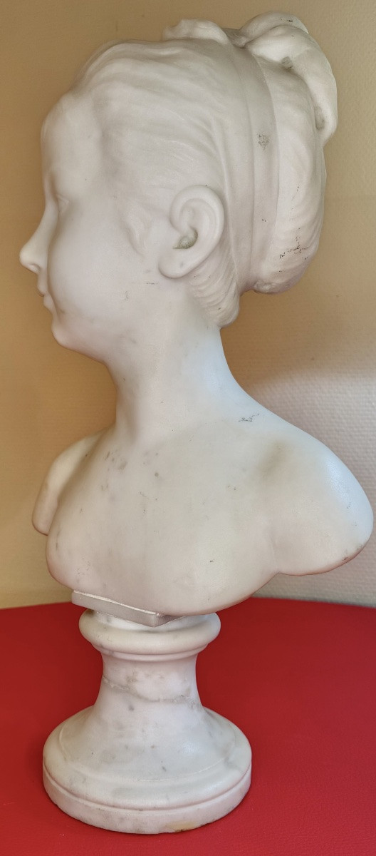 Carrara Marble Bust Of A Child -photo-2