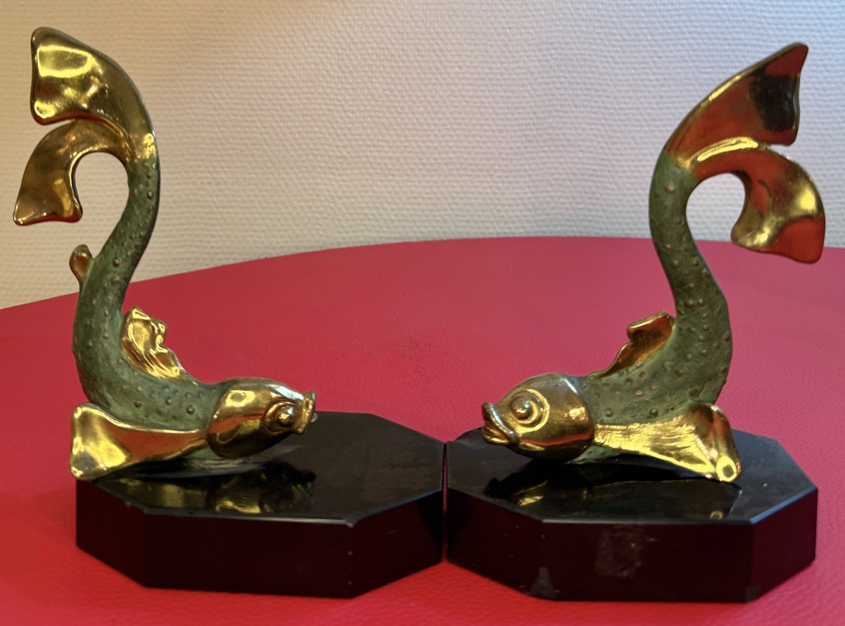 Pair Of Art Deco Bookends – Stylized Bronze Fish, 20th Century