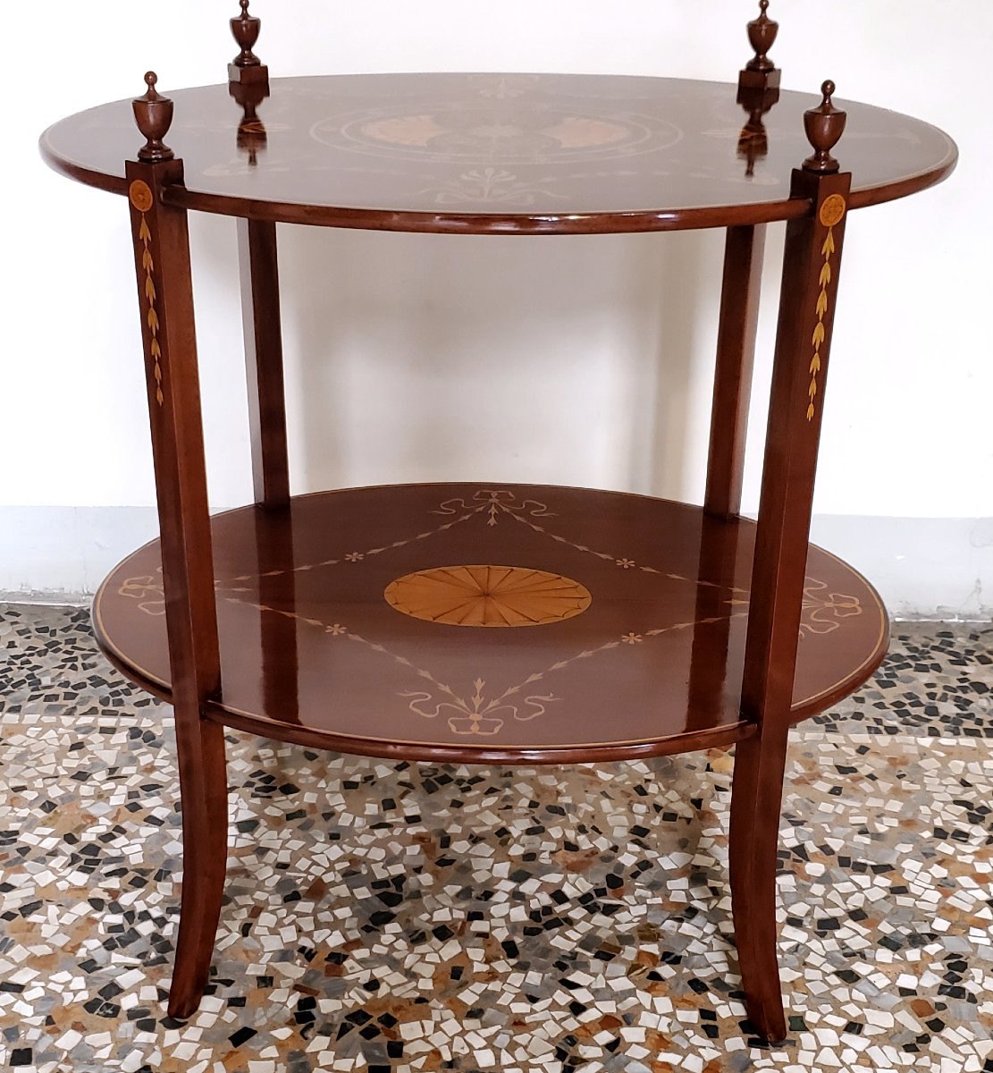 Table Basse Ancienne De Fabrication Anglaise d'Environ 1860 En Acajou-photo-3