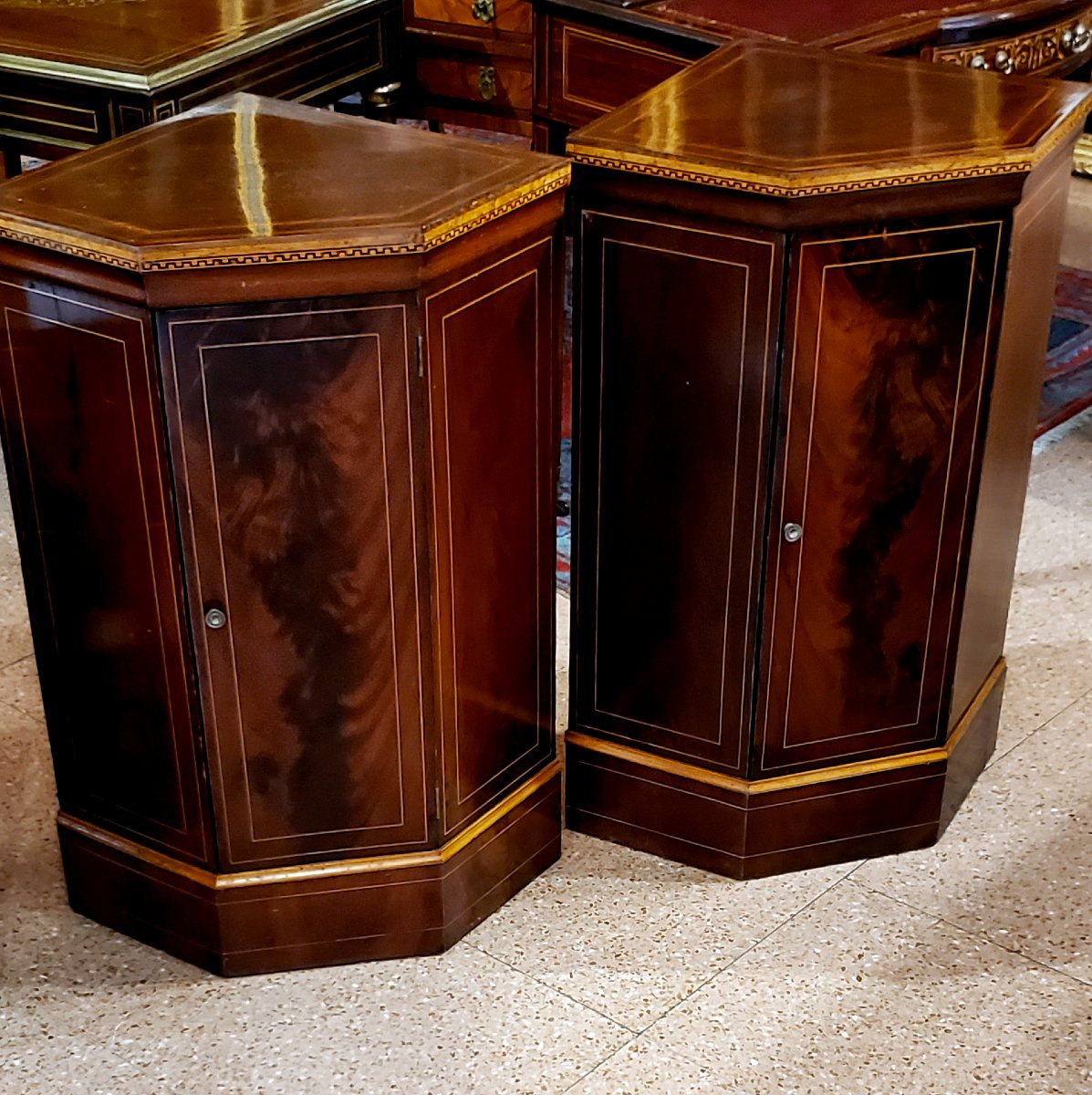 Numéro 2 Encoignures d'époque Carlo X Vers 1830 En Palissandre Et Marqueterie De Buis-photo-7