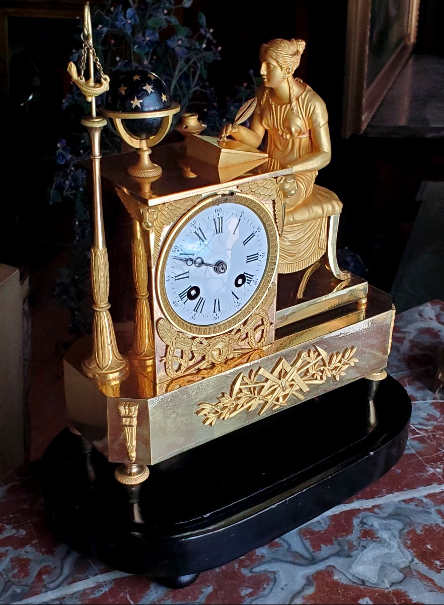 Pendule en bronze doré 18 kt, époque Charles X, fabrication française-photo-1