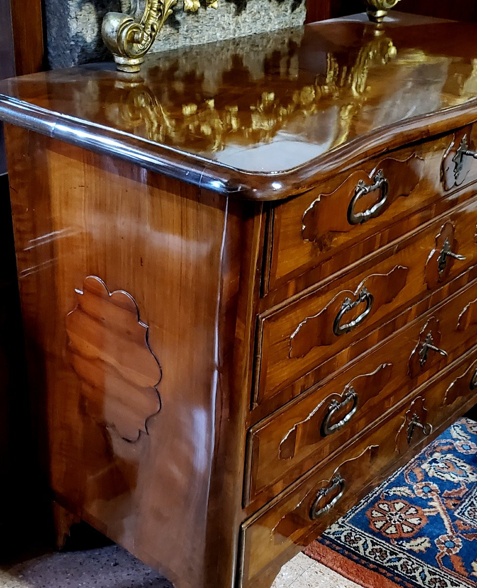 Antique Chest Of Drawers From The 1750s (approximately) In Walnut Wood.-photo-2
