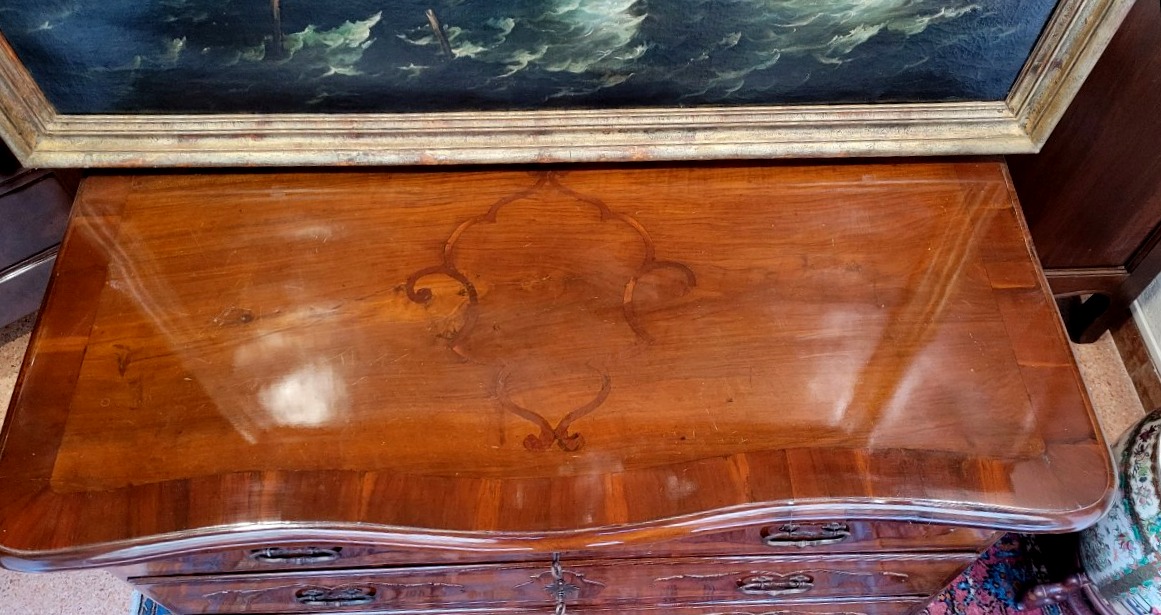 Commode ancienne des années 1750 (environ) en bois de noyer.-photo-7