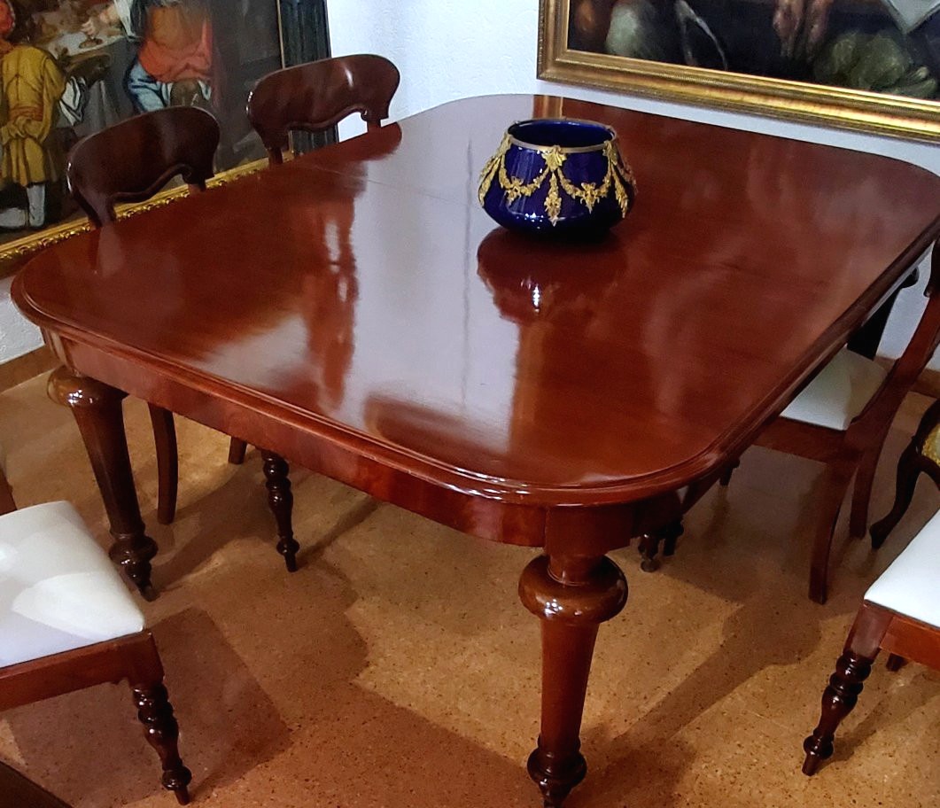 Victorian English Table, In Mahogany Wood. This Table Is Extendable At Will-photo-2
