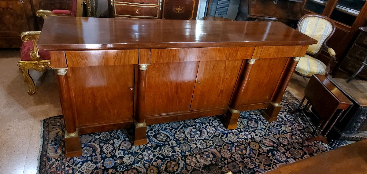 Buffet Empire ancien, fabrication piémontaise (italienne) en bois de noyer