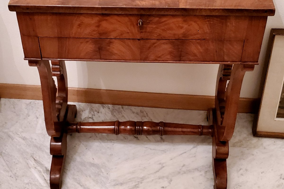 Table basse ancienne d'époque Charles X (vers 1830), de fabrication italienne (Piémont)-photo-1