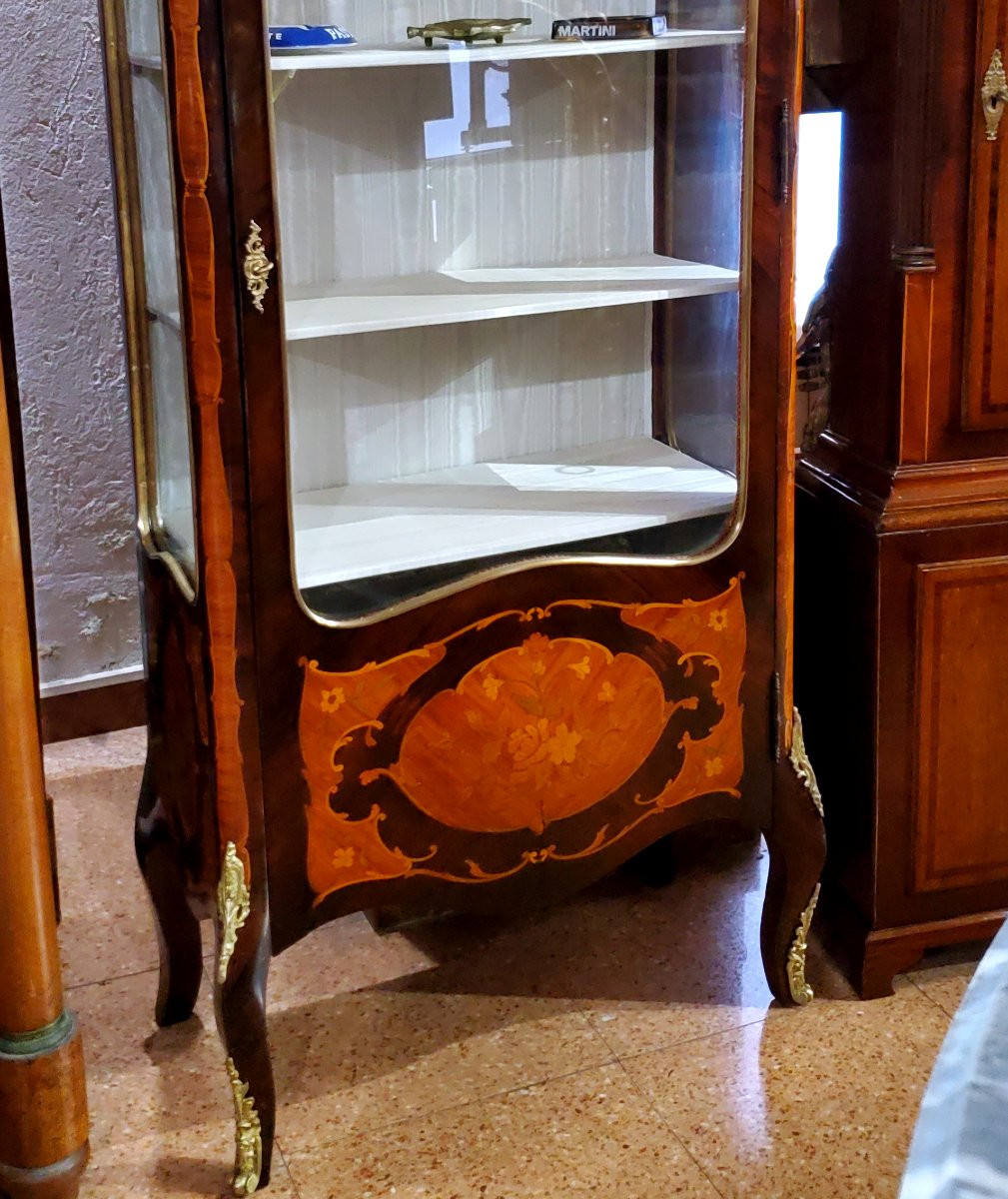 Vitrine ancienne Napoléon III, de fabrication française, en palissandre, bois de rose et buis, -photo-1