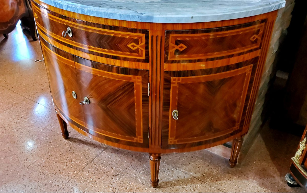 Cabinet ancien en demi-lune, de fabrication piémontaise (Italie), vers 1840-photo-2