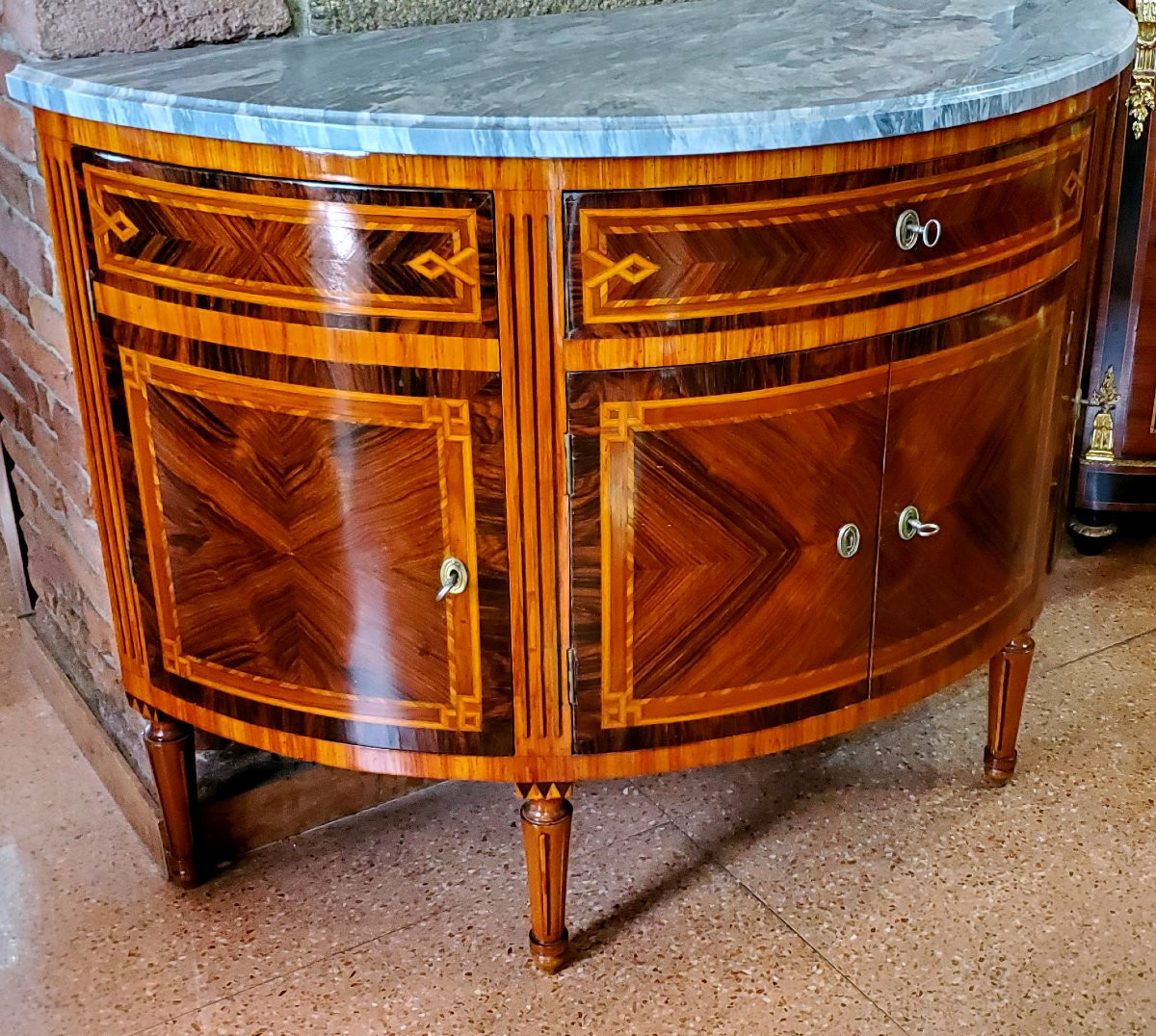 Cabinet ancien en demi-lune, de fabrication piémontaise (Italie), vers 1840-photo-2