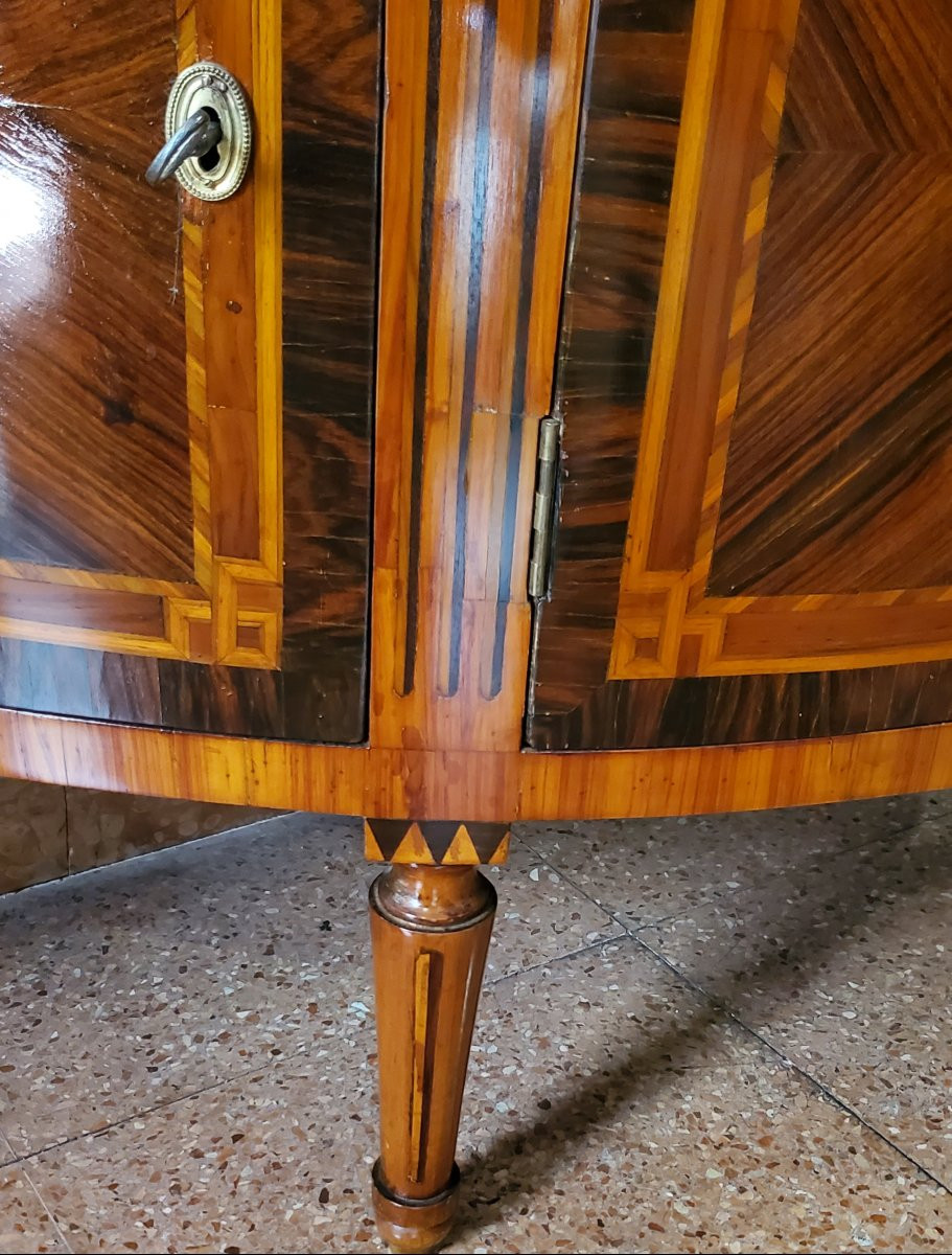 Cabinet ancien en demi-lune, de fabrication piémontaise (Italie), vers 1840-photo-4