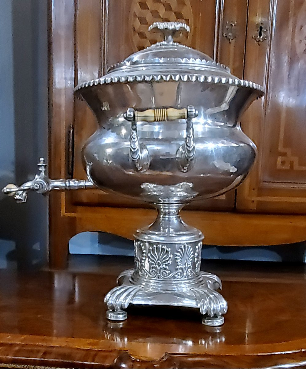 Samovar ancien de fabrication anglaise, vers 1840,  (plaqué argent)-photo-3
