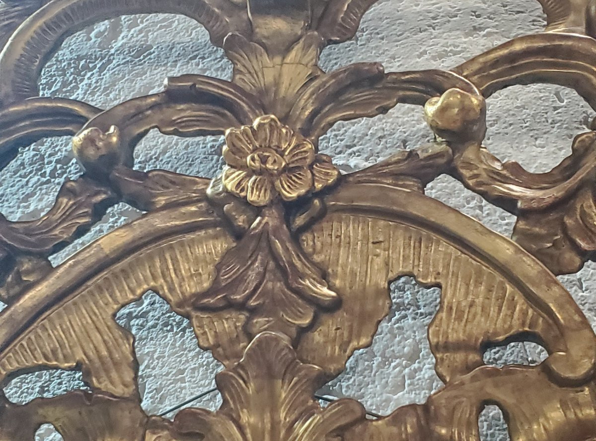 Miroir ancien Louis XV, de fabrication italienne, en bois sculpté et doré-photo-5