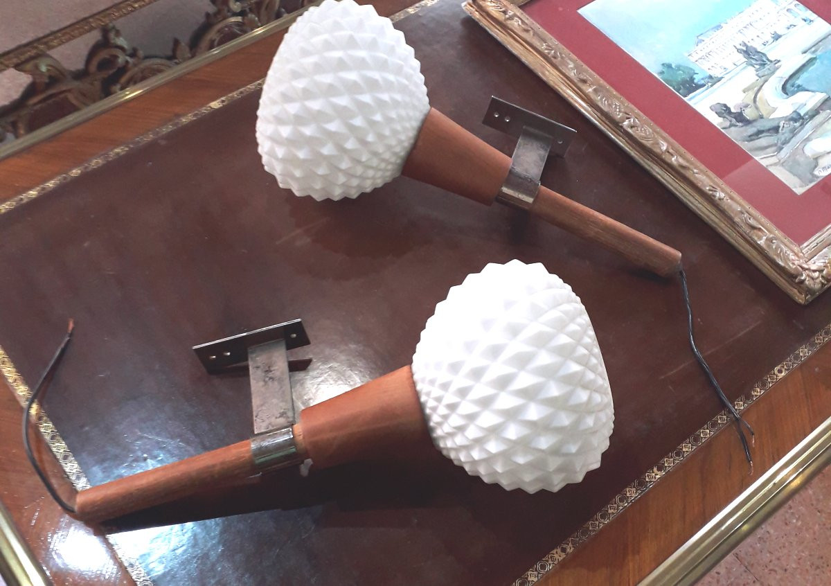 2 Art Deco Wall Lights In Glass And Wood, In The Shape Of A Torch.-photo-4