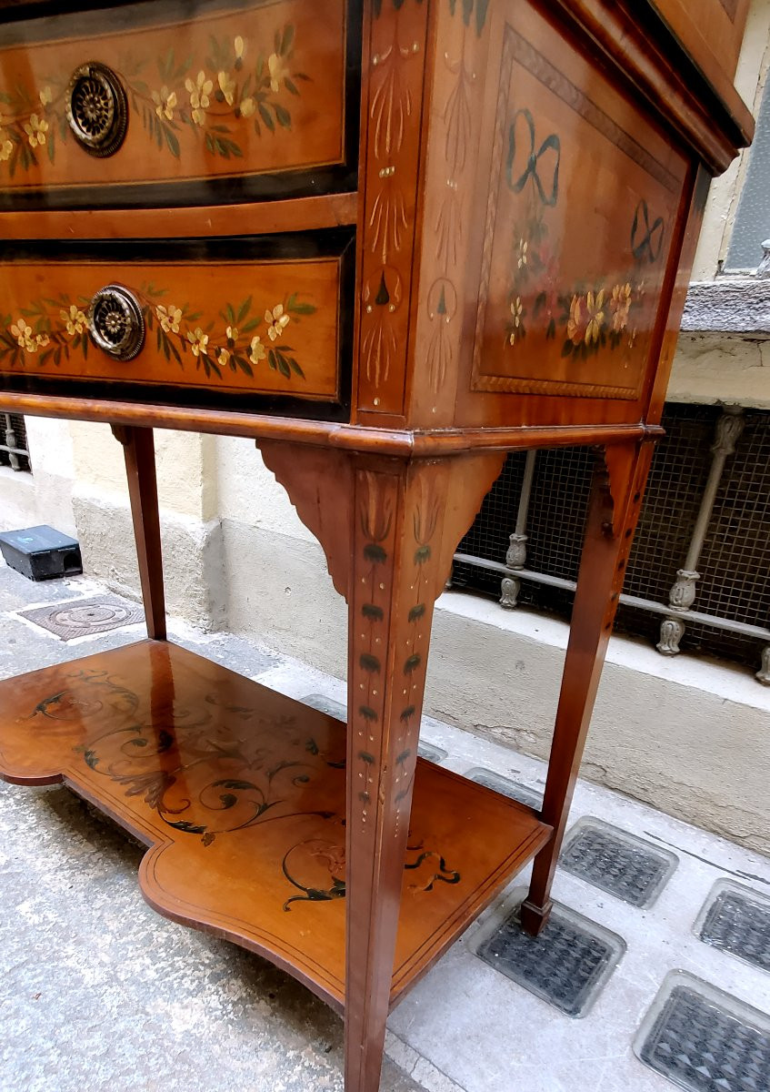 Antique Victorian Display Cabinet (circa 1850) Of English Manufacture In Satinwood-photo-8