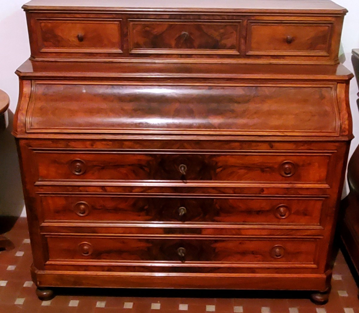 Commode ancienne à abattant en noyer d'époque Louis-Philippe.-photo-2