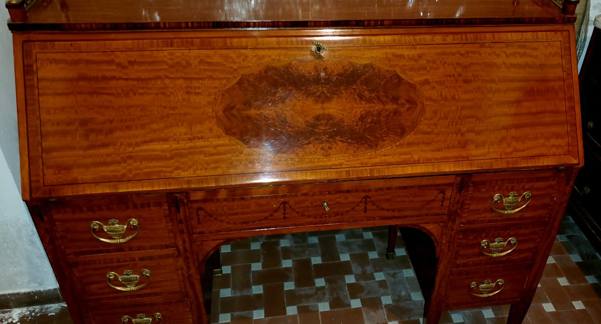 Bureau ancien de fabrication anglaise victorienne en bois satiné -photo-3