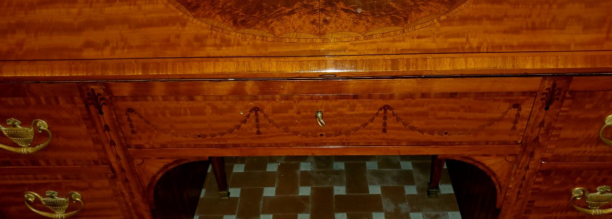 Bureau ancien de fabrication anglaise victorienne en bois satiné -photo-6