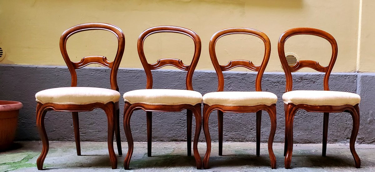 Chaises anciennes Louis Philippe en noyer, fabrication italienne.-photo-3