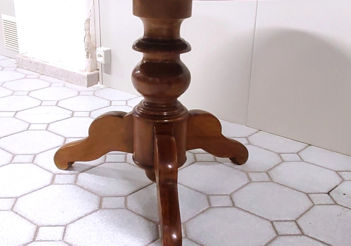 Table ancienne Louis Philippe en noyer à pied central.-photo-3