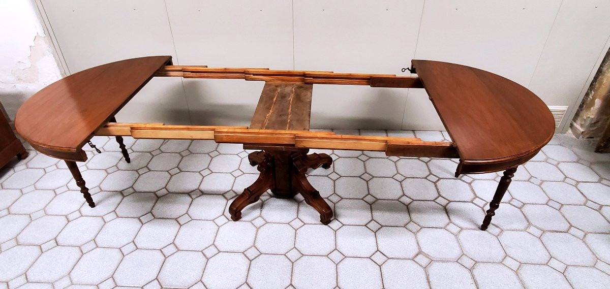 Antique Louis Philippe Extendable Table, French-made, In Walnut. -photo-5