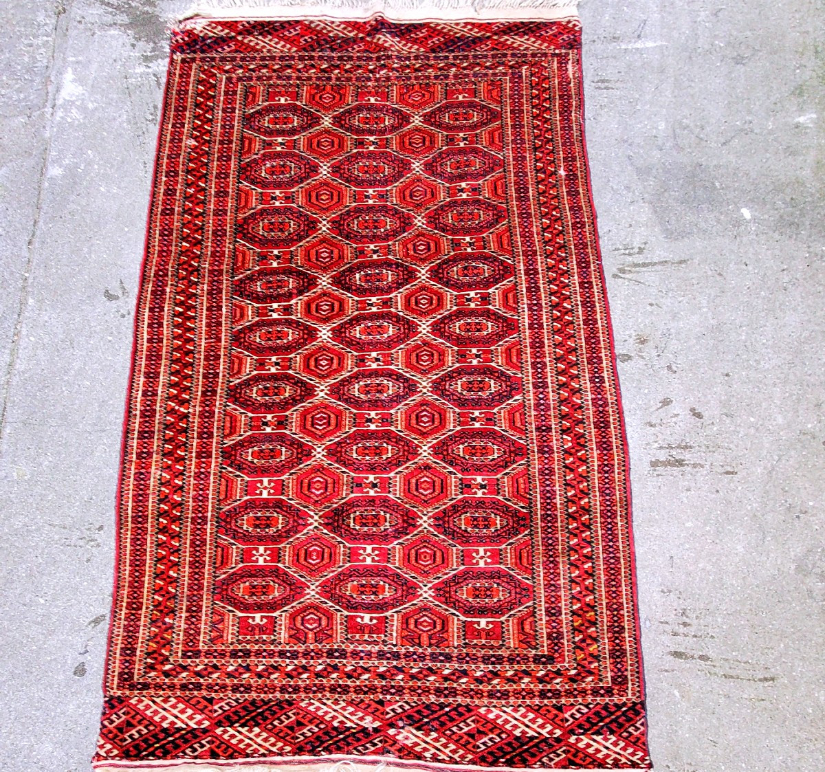 Tapis ancien Bokara, fabriqué en Asie centrale