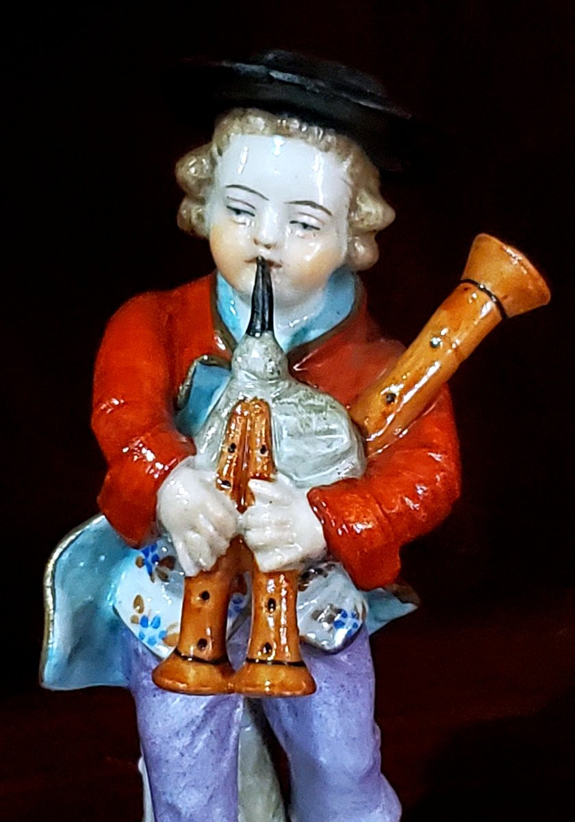 Porcelain Figurine From The Late 19th Century, Made By The German Manufacturer Sitzendorf -photo-6