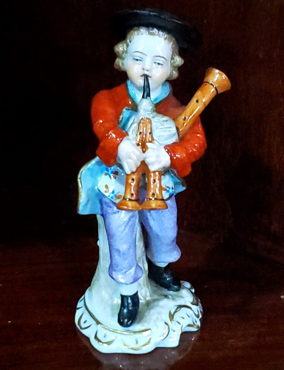 Porcelain Figurine From The Late 19th Century, Made By The German Manufacturer Sitzendorf 