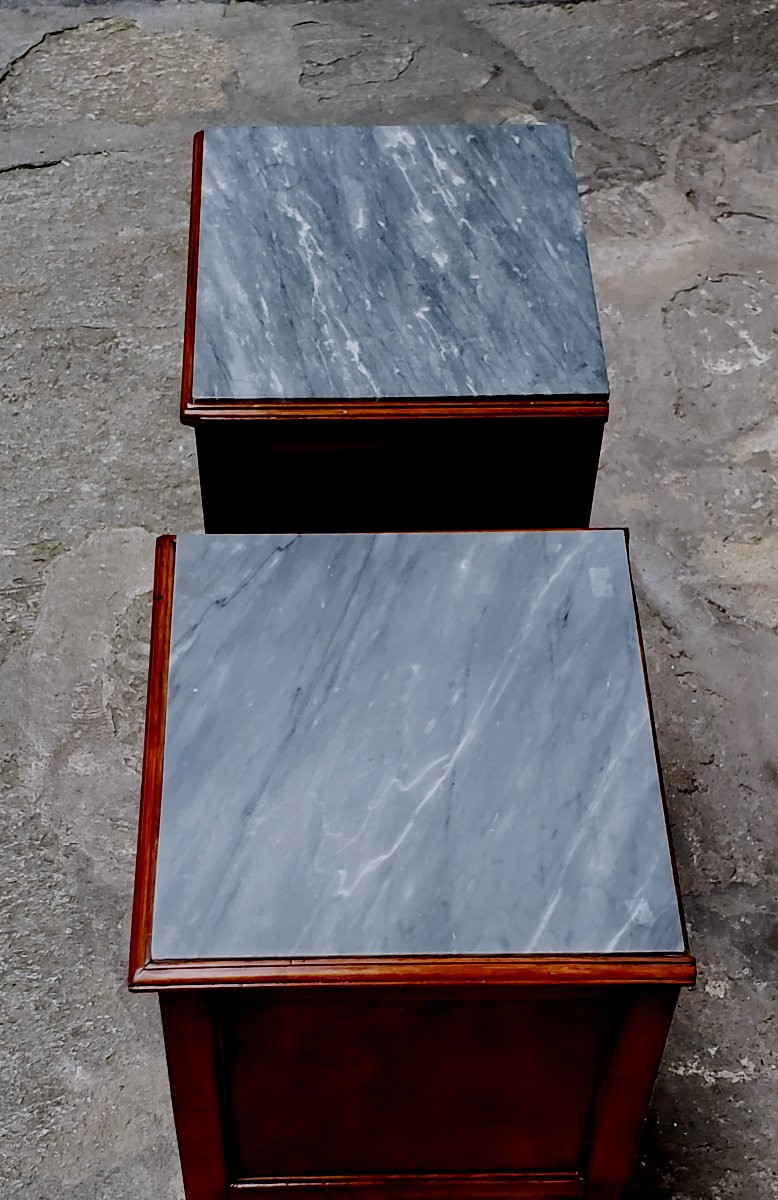 Tables de chevet Napoléon III anciennes en merisier, de fabrication française.  -photo-4