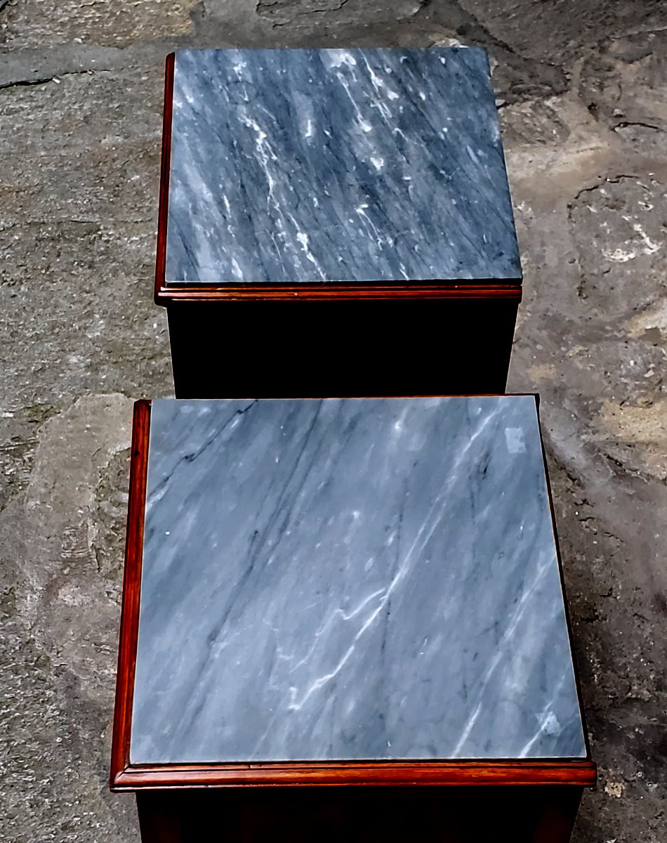 Tables de chevet Napoléon III anciennes en merisier, de fabrication française.  -photo-1