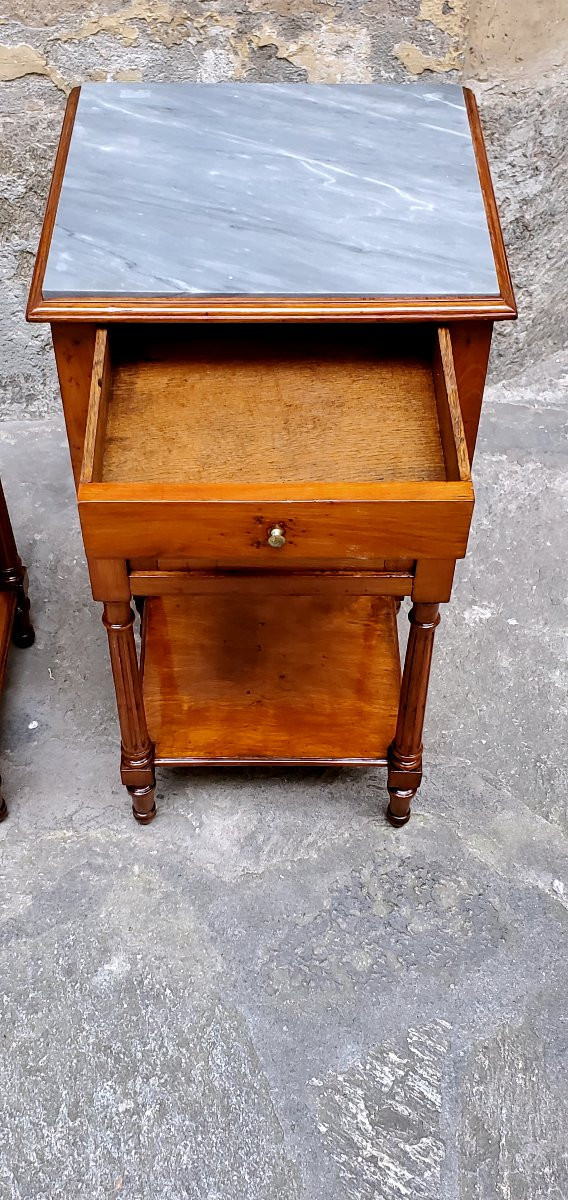 Tables de chevet Napoléon III anciennes en merisier, de fabrication française.  -photo-6