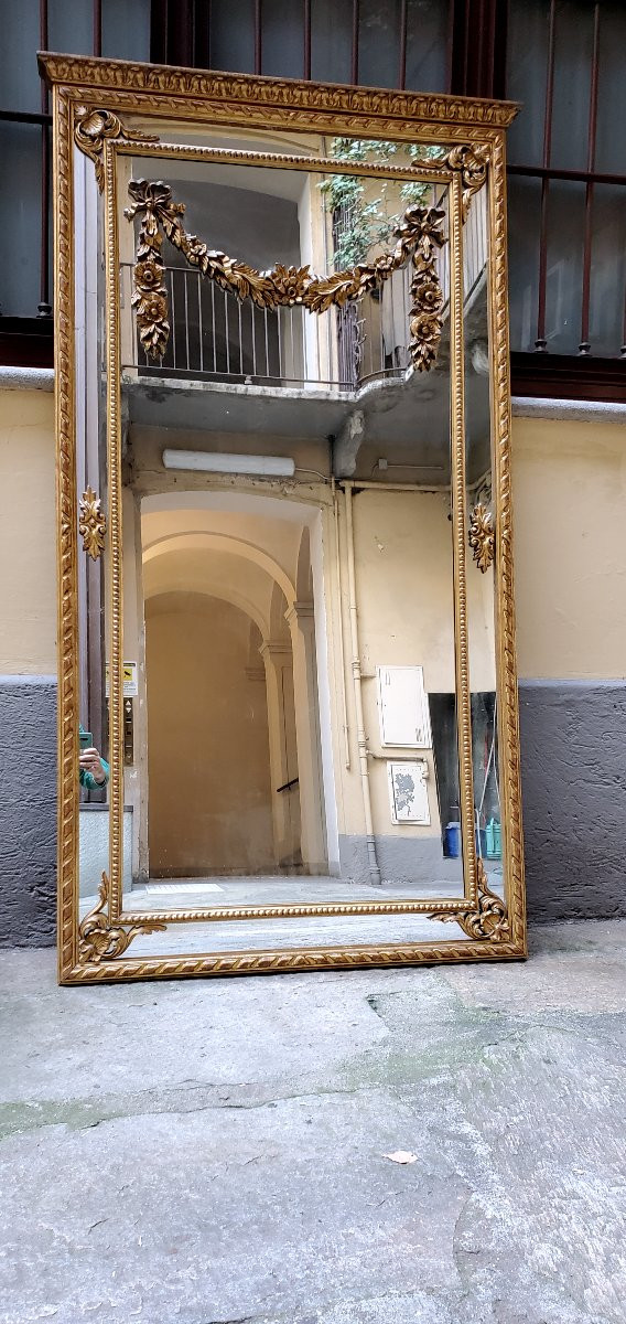 Miroir de style Louis XVI plaqué or 18 carats, sculpté à la main dans du bois-photo-1