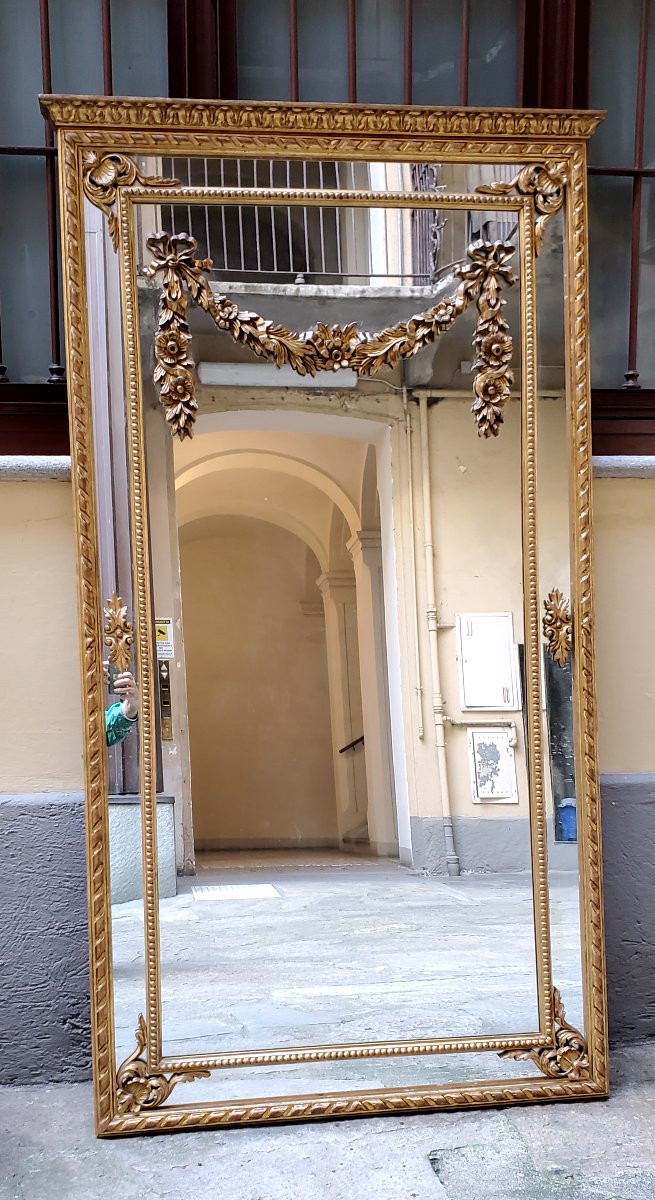 Miroir de style Louis XVI plaqué or 18 carats, sculpté à la main dans du bois-photo-2