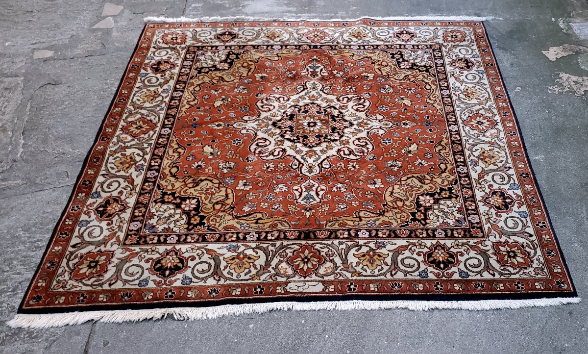 Hand-knotted Persian Kashan Rug, 205 X 195 Cm. -photo-1