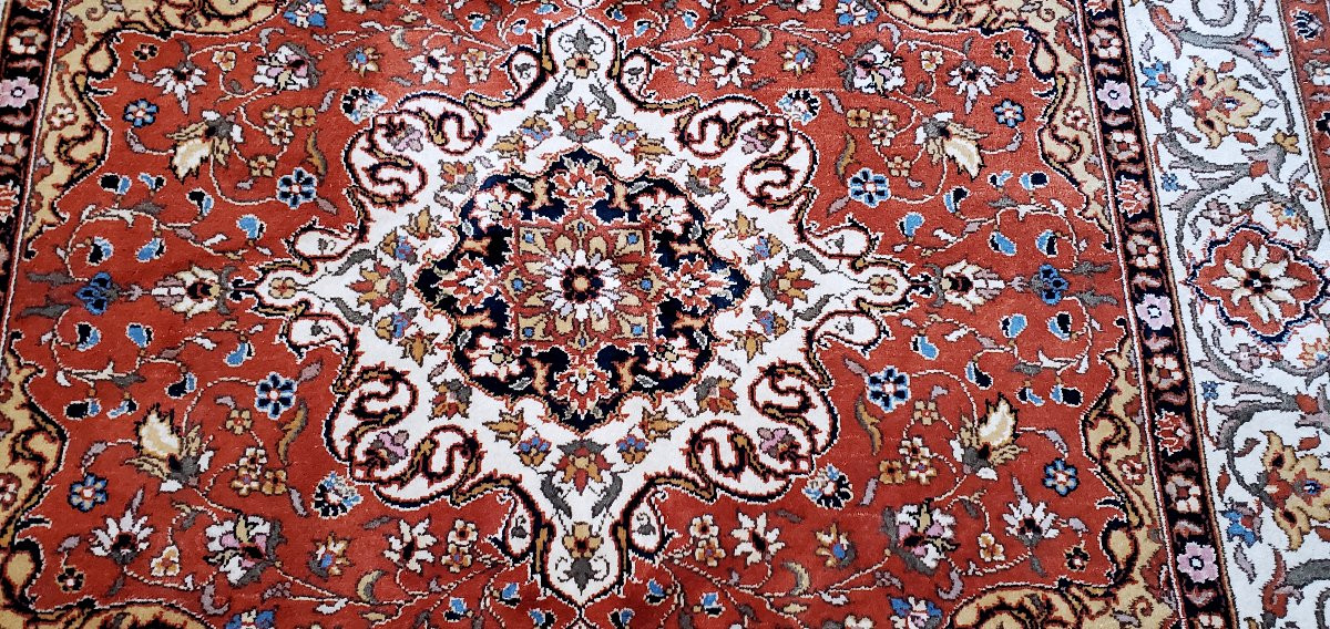 Hand-knotted Persian Kashan Rug, 205 X 195 Cm. -photo-4