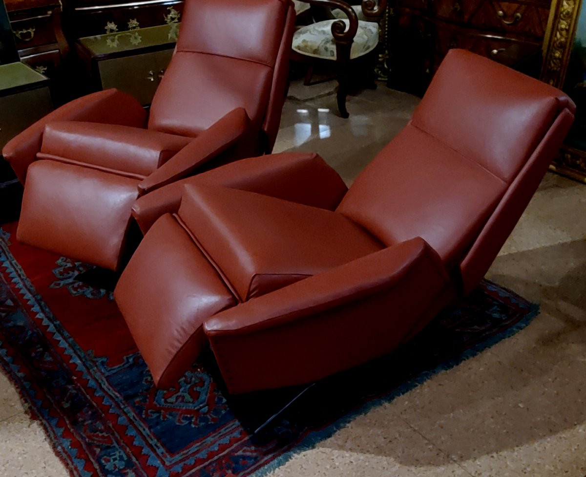 Two Original Armchairs From The 1960s, Completely Restored -photo-3