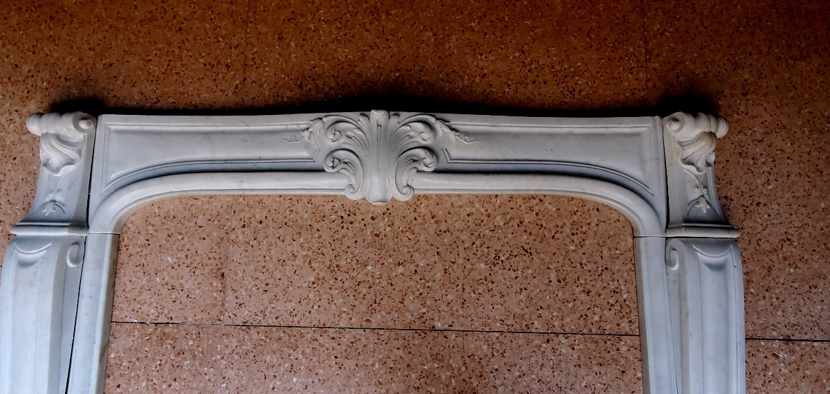 Antique White Carrara Marble Fireplace From The 1850s/60s-photo-4