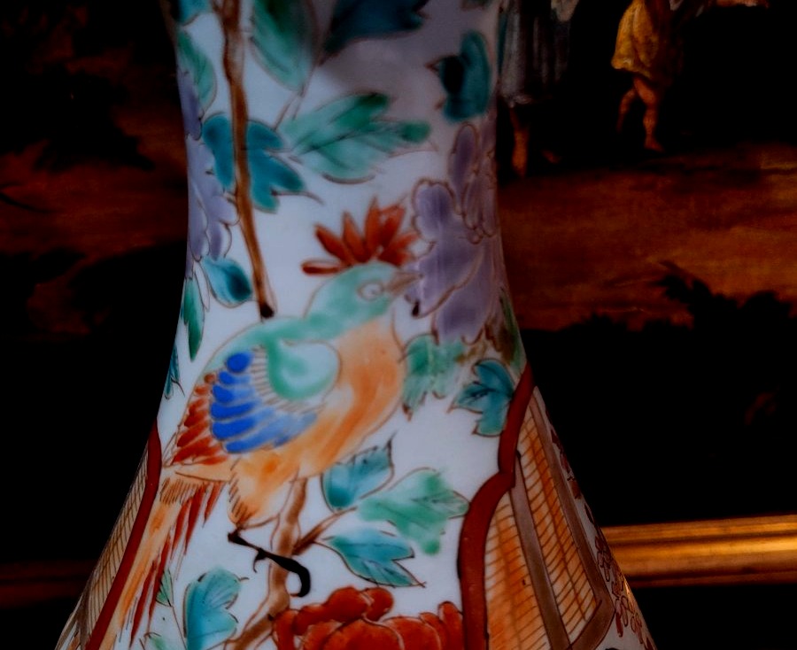 Pair Of Polychrome Porcelain Vases, Japan, 19th Century -photo-4