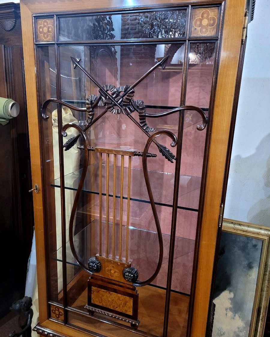 Vitrine mobile pour objets-photo-3